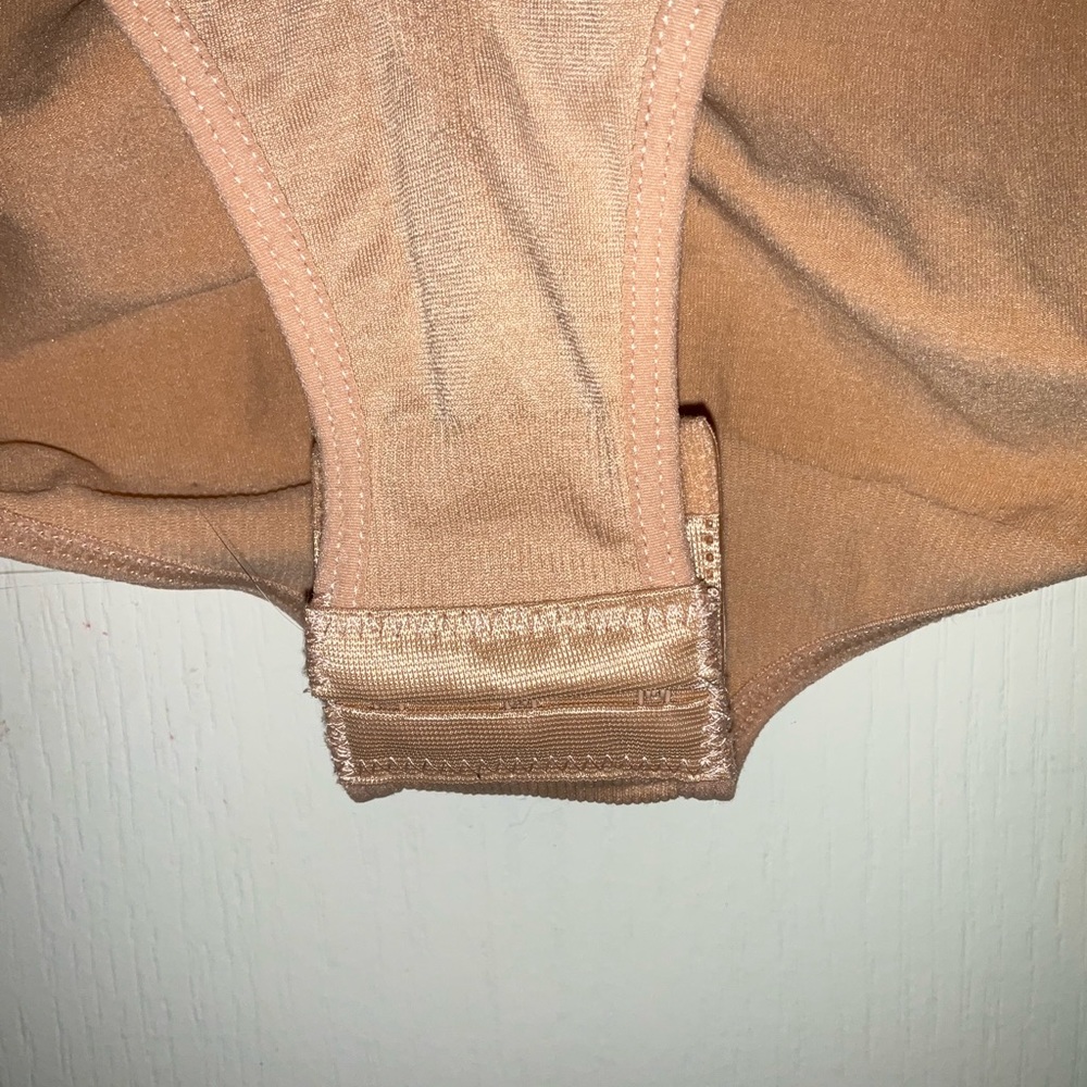 Shapewear - Picture 3 of 5